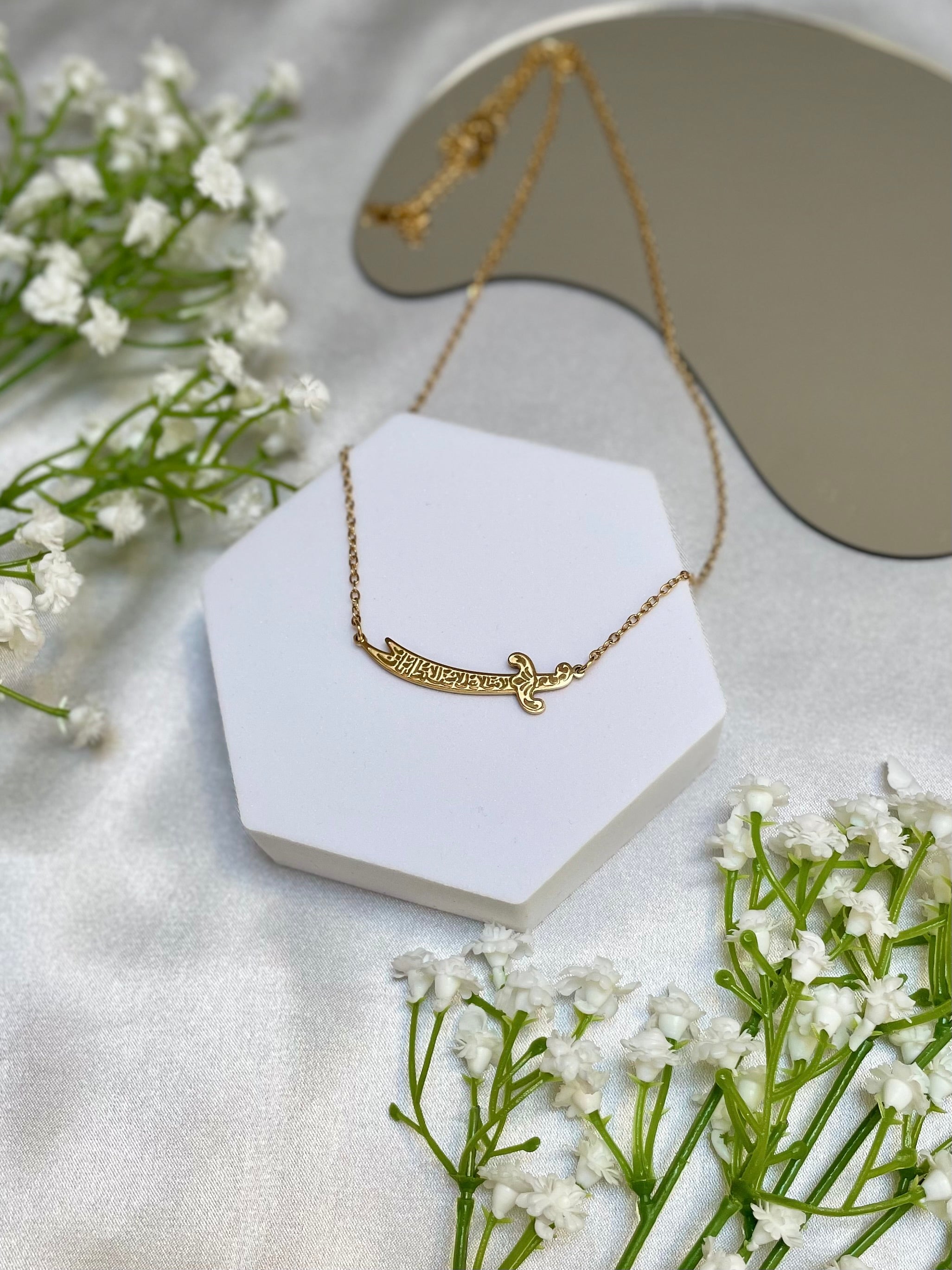 Zulfiqar Necklace Gold